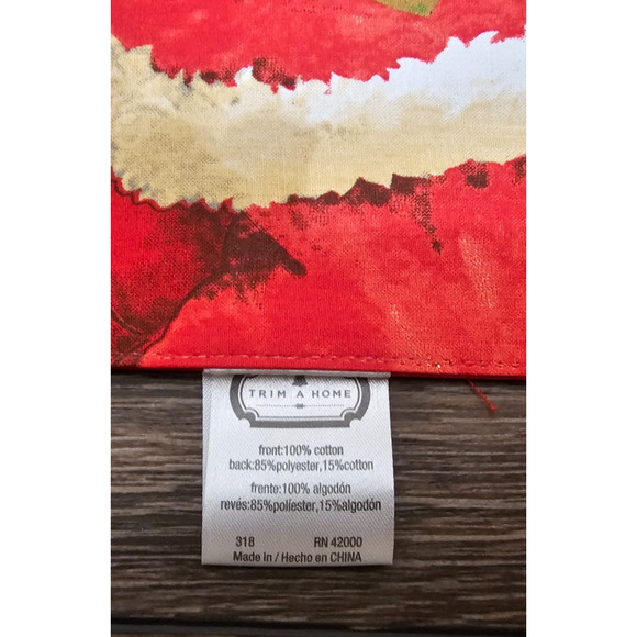 Trim A Home Santa Clause Holiday Christmas Placemats Set of 4 New 13" x 18" - Picture 3 of 4